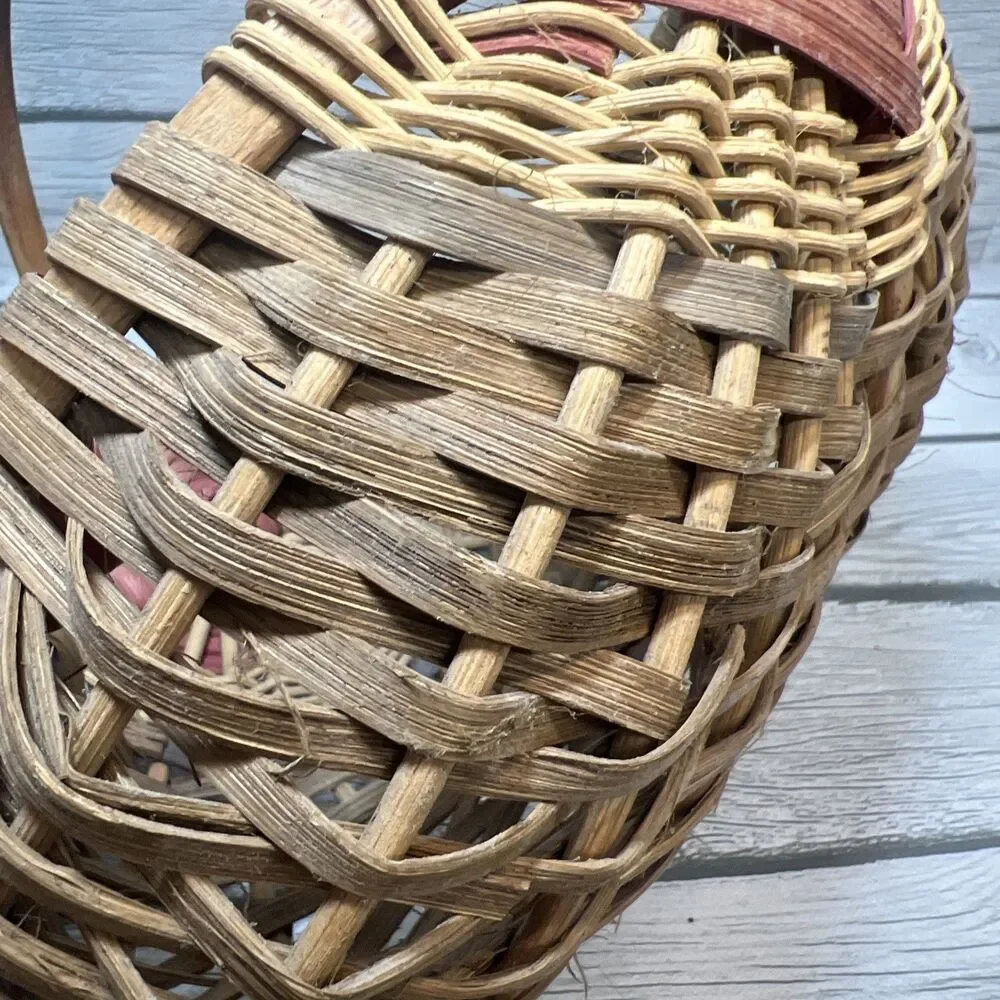 Southern Style Buttocks Basket, Woven Wood, Handle, Egg Gathering Signed